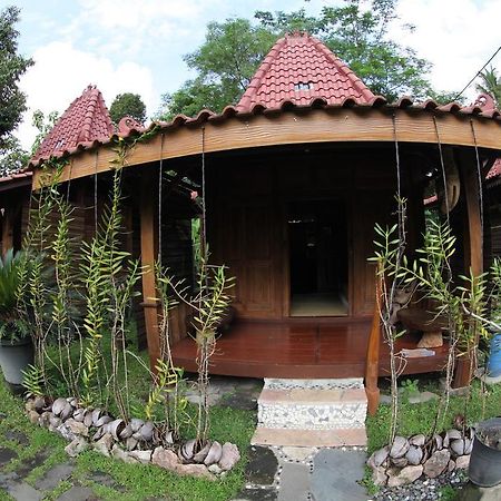 Omah Garengpoeng Guest House Magelang Eksteriør billede