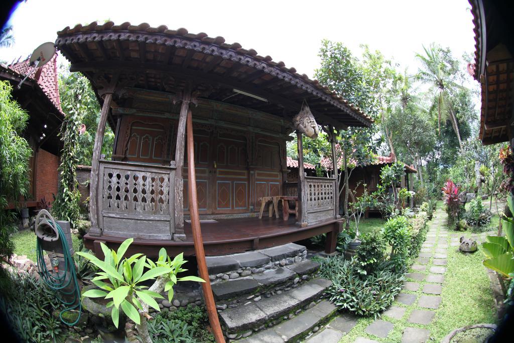 Omah Garengpoeng Guest House Magelang Værelse billede